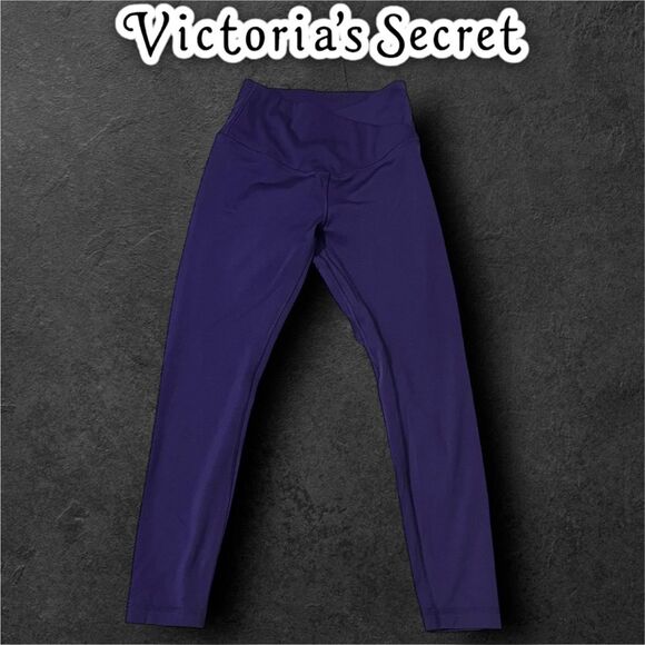 Preowned Victoria’s Secret VSX Flow Sweat On Point Soft Purple Leggings -Small - Picture 3 of 7